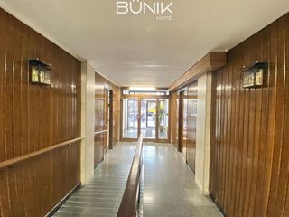 Local comercial en alquiler en La Nova Esquerra de l'Eixample en Barcelona