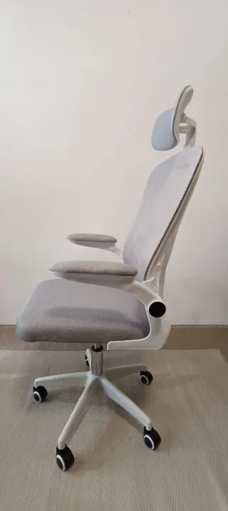 Silla ergonómica de oficina gris-nueva