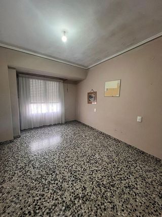 Piso en venta en Santa Bárbara en Llíria