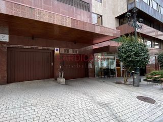 Garaje en venta en Praza España - Casablanca en Vigo