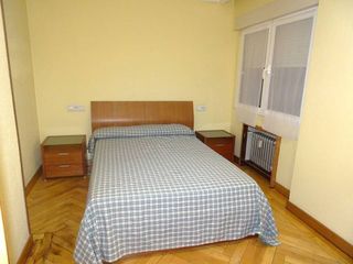 Piso en alquiler en Centro en Gijón