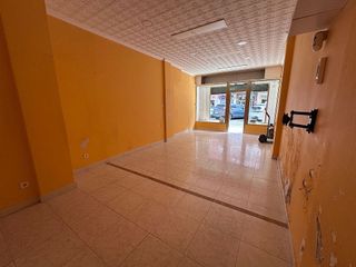 Local comercial en alquiler en Parque Mediterráneo - Santa Paula en Málaga