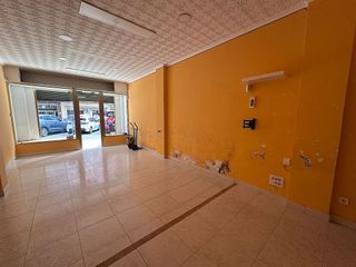Local comercial en alquiler en Parque Mediterráneo - Santa Paula en Málaga
