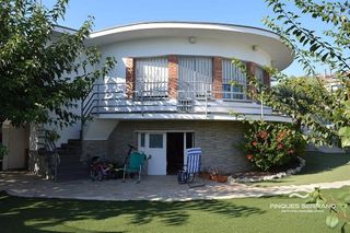 Chalet en venta en La Collada - Sis Camins - Fondo Somella - Santa Maria en Vilanova i La Geltrú