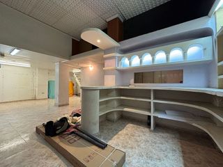 Local comercial en venta en Este en Castellón de la Plana