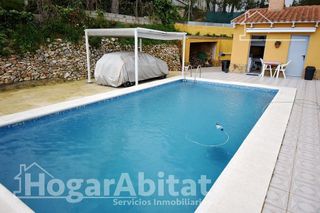 Chalet en venta en Godelleta