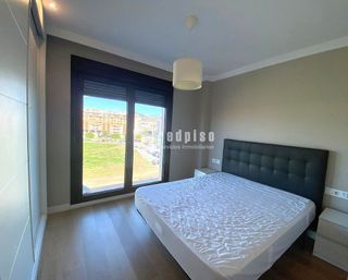 Piso en alquiler en Teatinos en Málaga