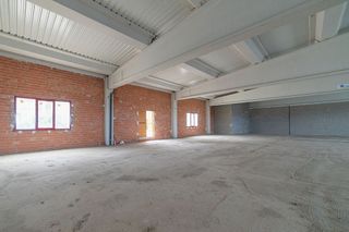 Local comercial en alquiler en Miralbueno en Zaragoza