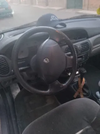 Renault Megane 1999