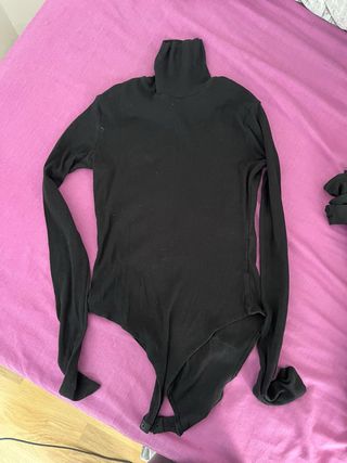 Body cuello alto manga larga