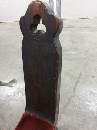 Silla de ordeño antigua de 3 patas