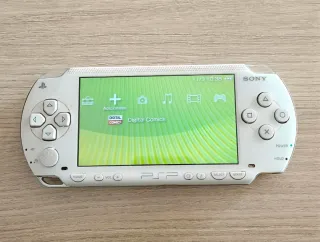 Pack Consolas PSP Blanca y Negra + Juegos