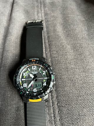 Reloj Casio Pro Trek PRT-B50