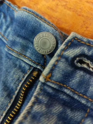 Vaqueros cortos Levi's hombre talla 40