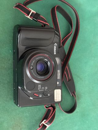 Canon Sure Shot Tele fotocamera analogica 35mm