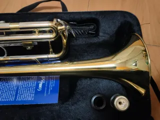 Trompeta Bach TR650 Sib Lacada