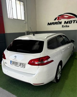 Peugeot 308 2015