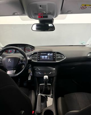 Peugeot 308 2015