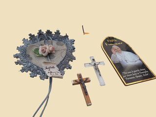 Lotto Sacro Papa Francesco e Croci