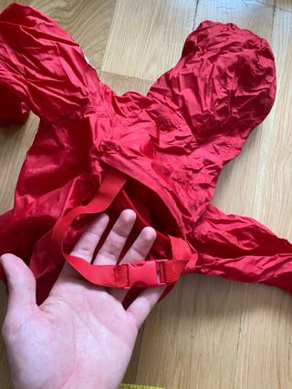 Chubasquero de niño rojo de bolsillo