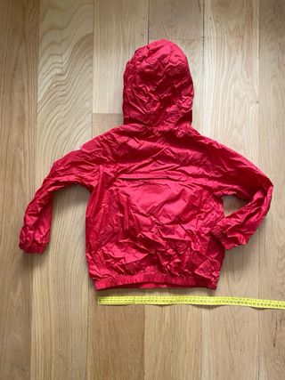 Chubasquero de niño rojo de bolsillo