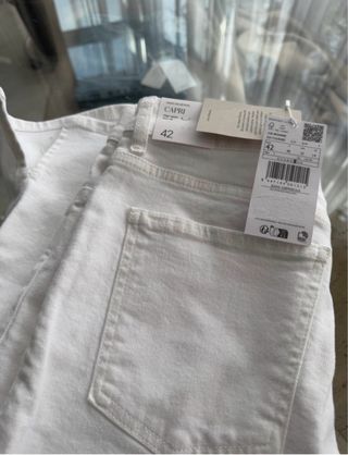 Pantalón tobillero blanco