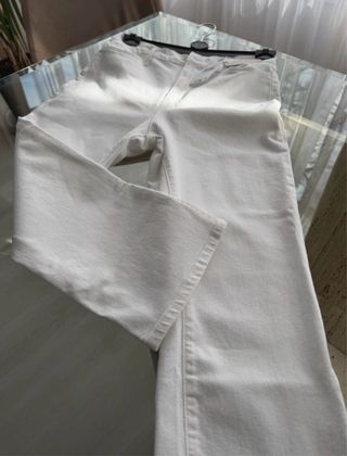 Pantalón tobillero blanco