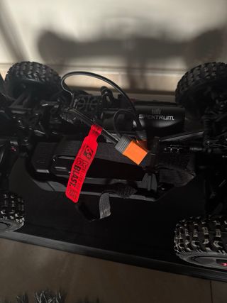 Arrma Typhon 6s RC Coche