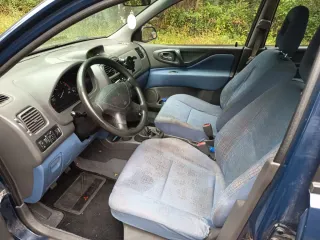 Mitsubishi Space Star 2003