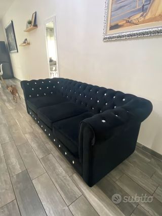 Divano Chesterfield 3 posti nero