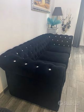 Divano Chesterfield 3 posti nero