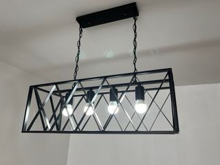 Lámpara de techo negra de metal