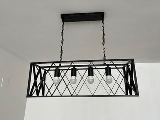 Lámpara de techo negra de metal