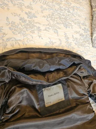 Chaleco Zara acolchado con capucha