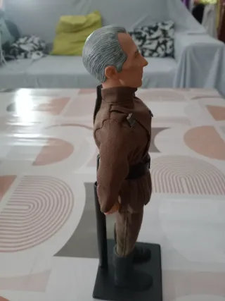 Figura General Tarkin 30cm Hasbro