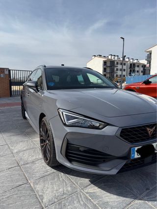 CUPRA Leon Sportstourer 1.4 e-Hybrid 245CV DSG.