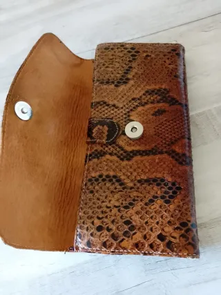 Cartera grande de piel vintage