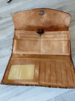 Cartera grande de piel vintage