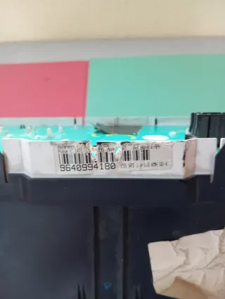 Velocímetro Citroën Saxo 9640994180