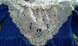 Traje de fallera: corpiño,falda, manteletas, zapat