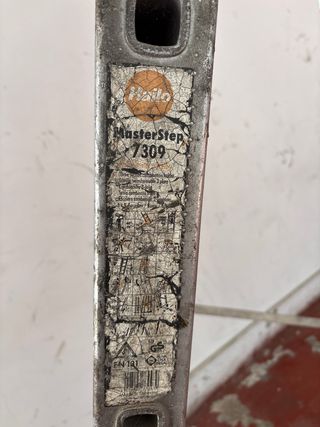 Escalera de mano aluminio