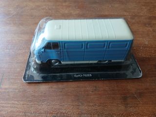 Vehículos a escala 1/43