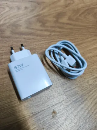 Cargador Rápido 67W USB-C