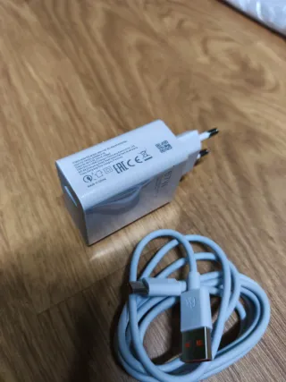 Cargador Rápido 67W USB-C