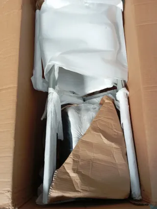 Pack 4 Sillas Comedor Metal y Piel Sintética