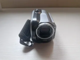 Videocámara JVC Everio 34x Zoom Óptico 30GB