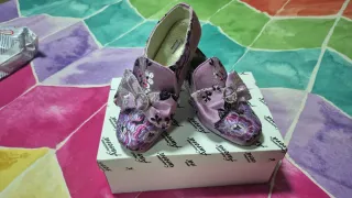 Traje de Fallera Morado y Negro Estrenar