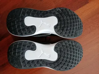 Zapatillas Puma T41 Negras