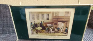 Revistero antiguo metal con foto