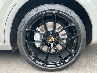 Porsche Cayenne Turbo 4.0 V8 Biturbo 550CV 4WD – Paquete completo Sport R-Design